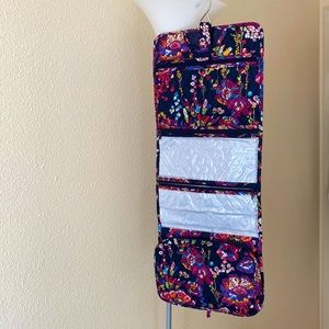 !NWT! Vera Bradley Hanging Travel Organizer Midnight Wildflowers